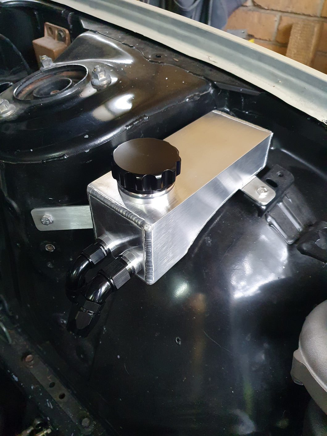 Power steering reservoir for s13 silvia 180sx